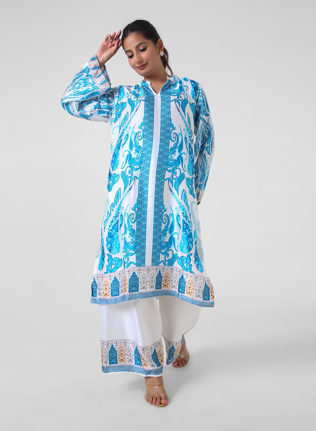 white printed kurta set, aqua print cotton kurta pants, summer cotton co‑ord set, breathable everyday ethnic wear, border print kurta, lightweight travel outfit for women, straight pants kurta set.
