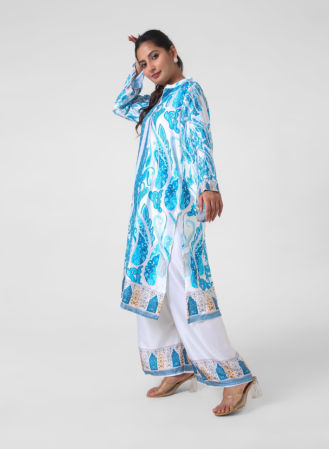 white printed kurta set, aqua print cotton kurta pants, summer cotton co‑ord set, breathable everyday ethnic wear, border print kurta, lightweight travel outfit for women, straight pants kurta set.