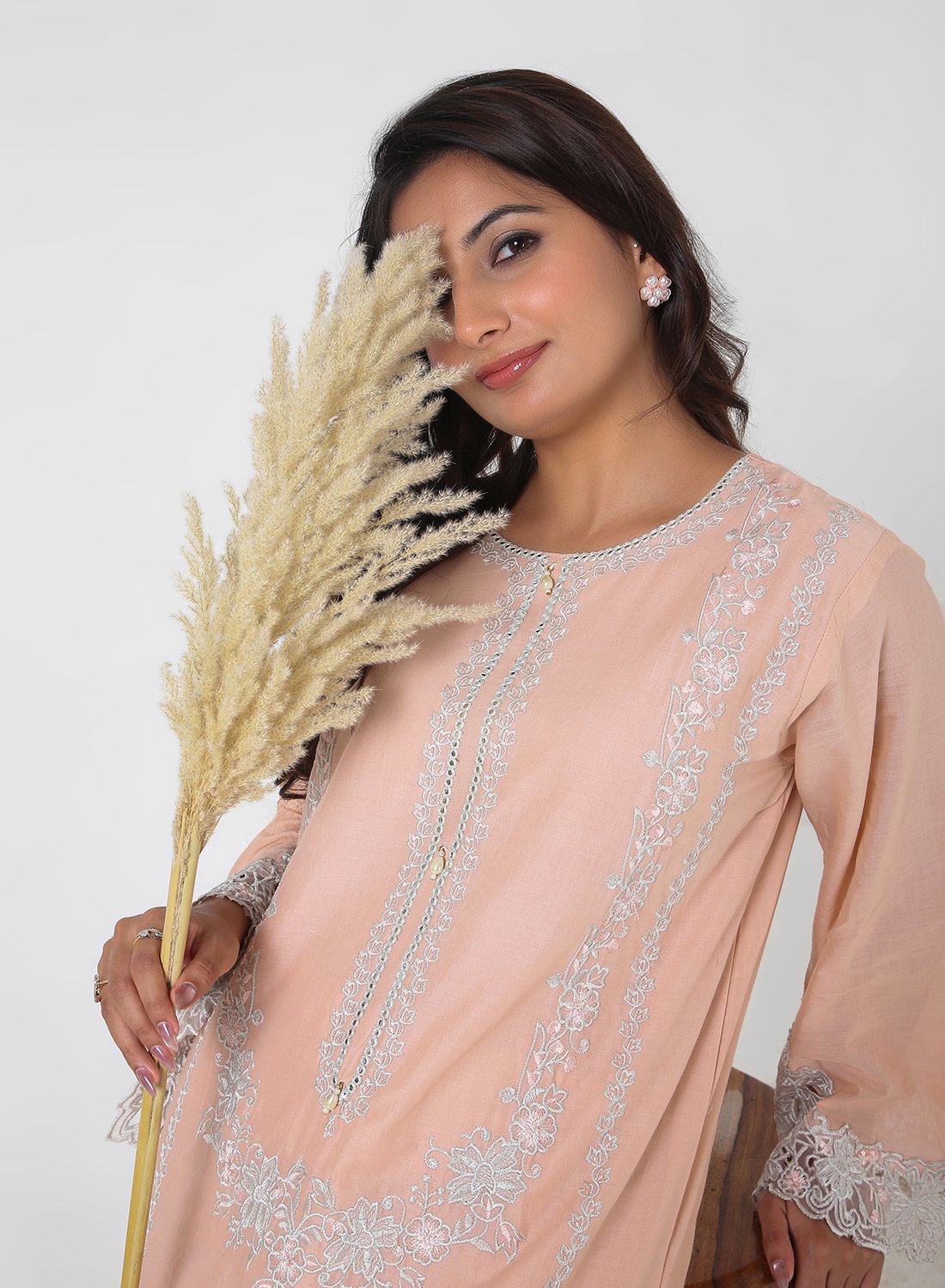 peach lace kurta set, embroidered cotton kurta pants, women’s occasion wear suit, scalloped lace hem kurta, pastel festive outfit, straight fit kurta set, elegant ethnic set for women.
