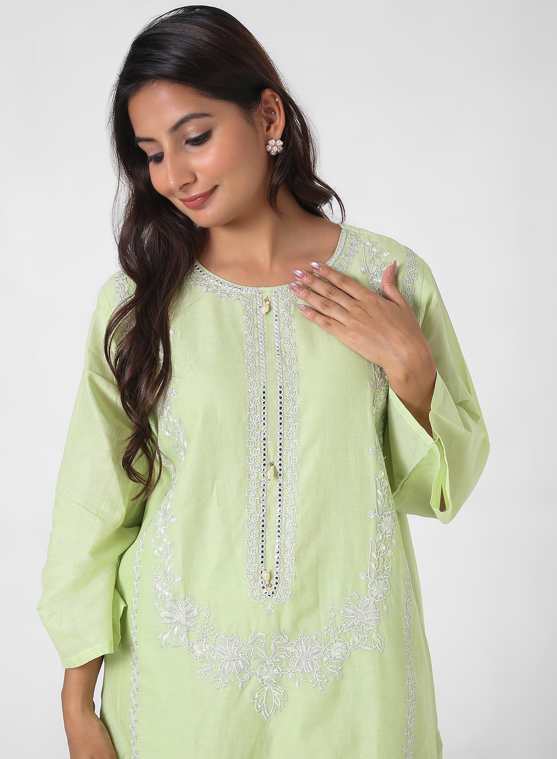 pistachio green lace kurta set, embroidered cotton kurta pants, pastel festive outfit for women, scalloped lace hem kurta, straight fit kurta set, elegant ethnic set for women.