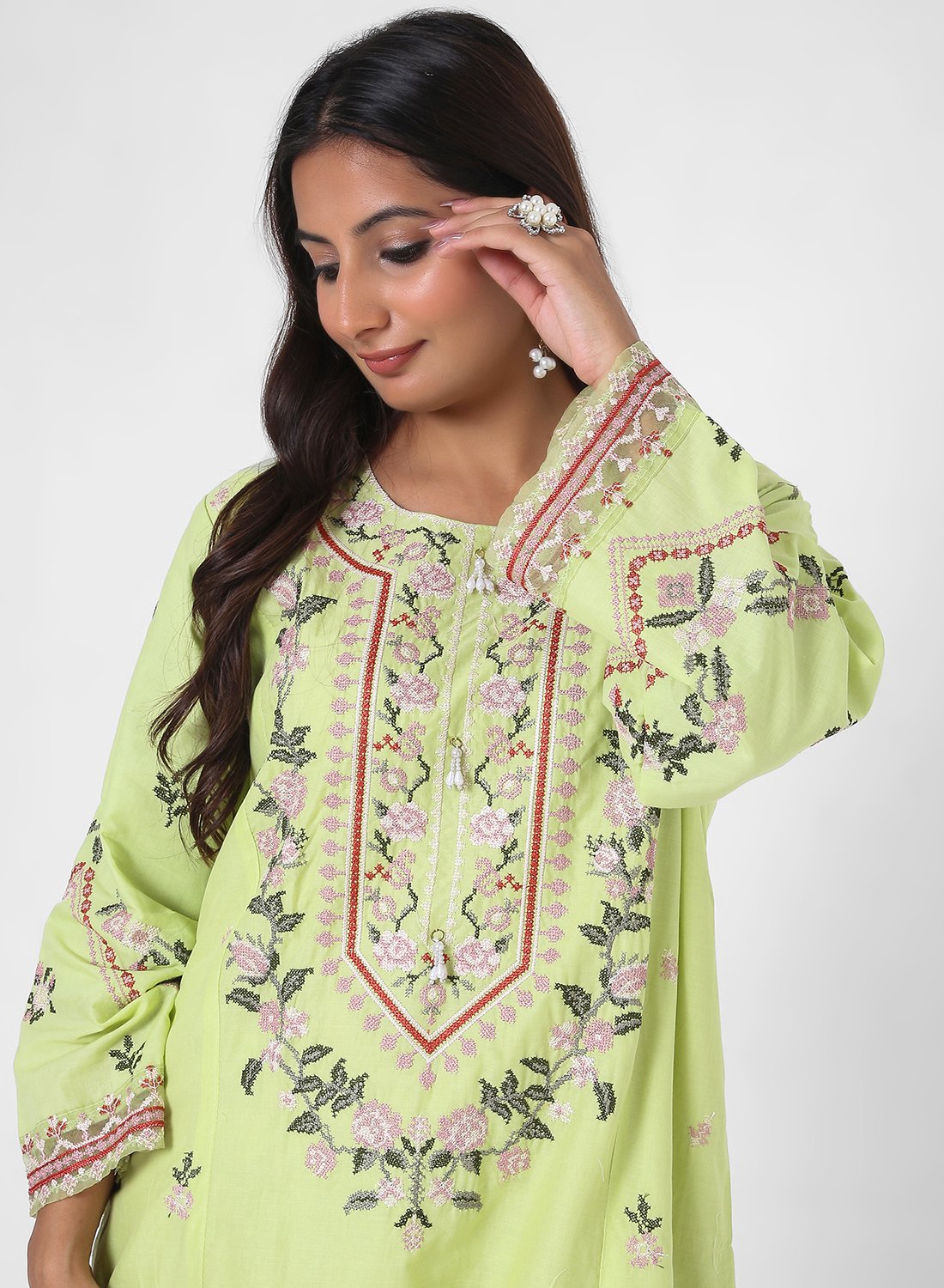 lime green printed suit set, cotton kurta pant dupatta, floral print kurta set, lightweight summer ethnic wear, contrast dupatta outfit, relaxed straight kurta set, travel friendly Indian suit.