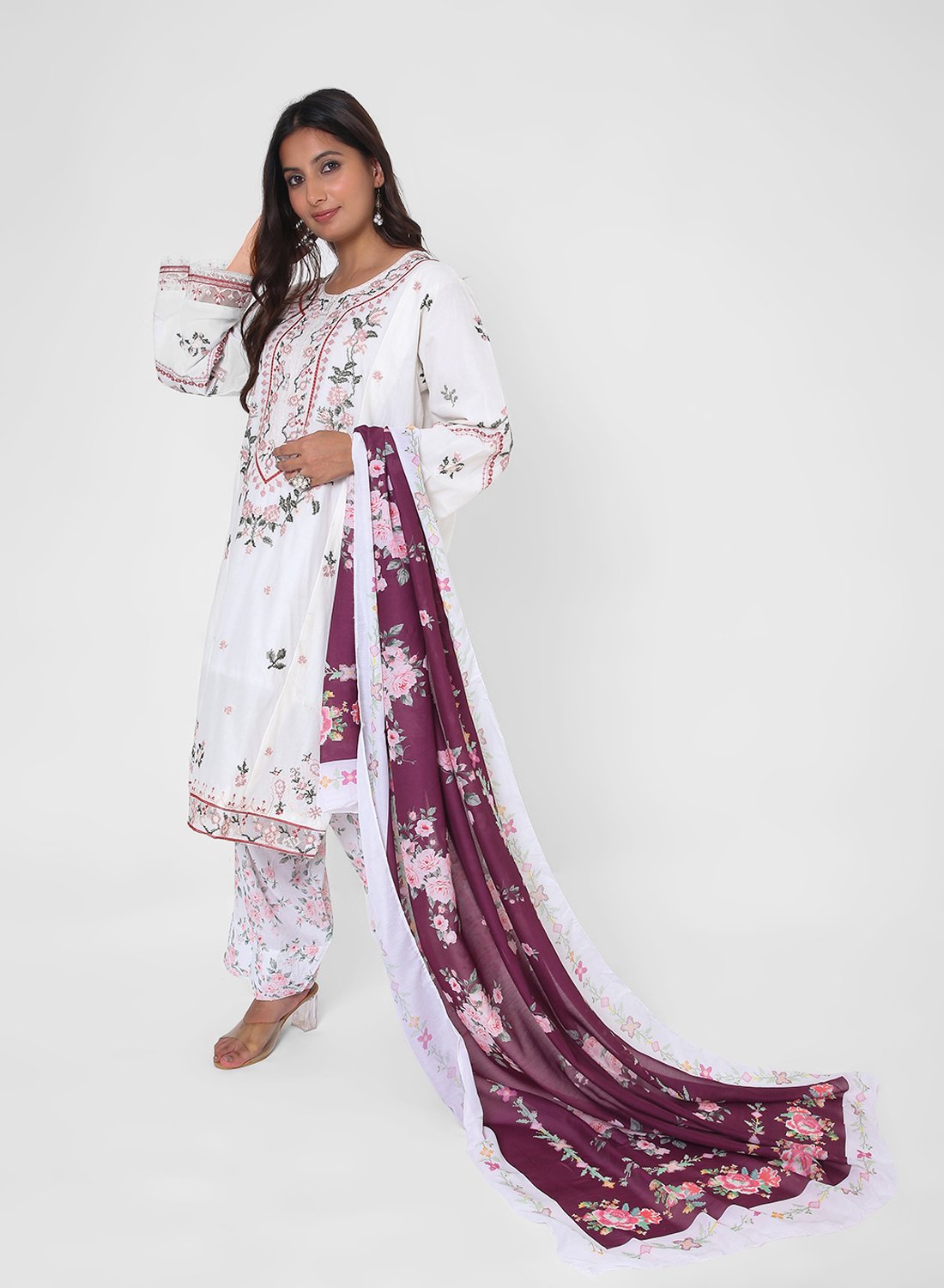 ivory printed suit set, cotton kurta pant dupatta, floral print kurta set, lightweight summer ethnic wear, contrast dupatta outfit, relaxed straight kurta set, travel friendly Indian suit.