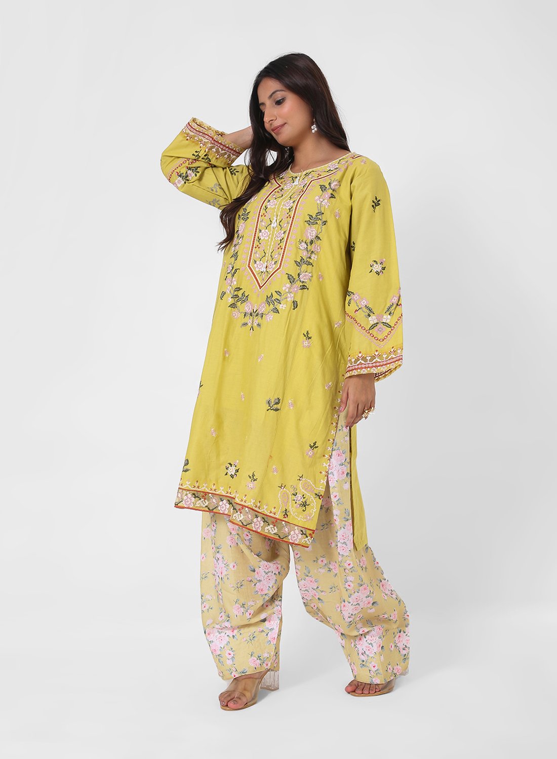 mustard printed suit set, cotton kurta pant dupatta, floral print kurta set, lightweight summer ethnic wear, contrast dupatta outfit, relaxed straight kurta set, travel friendly Indian suit.